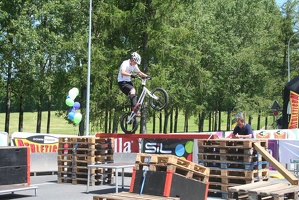 JLV2012 059